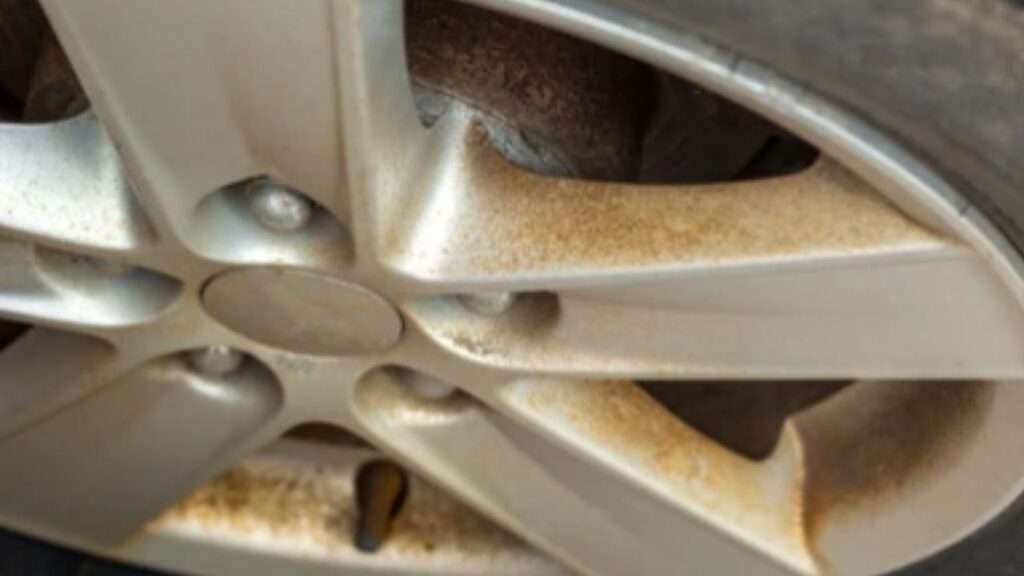 how-to-remove-brake dust-from-rims